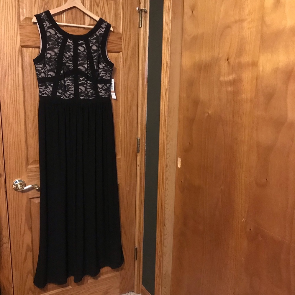 Women’s NWT R&M Richards Black Tan Lace Dress 12 - Picture 2 of 8